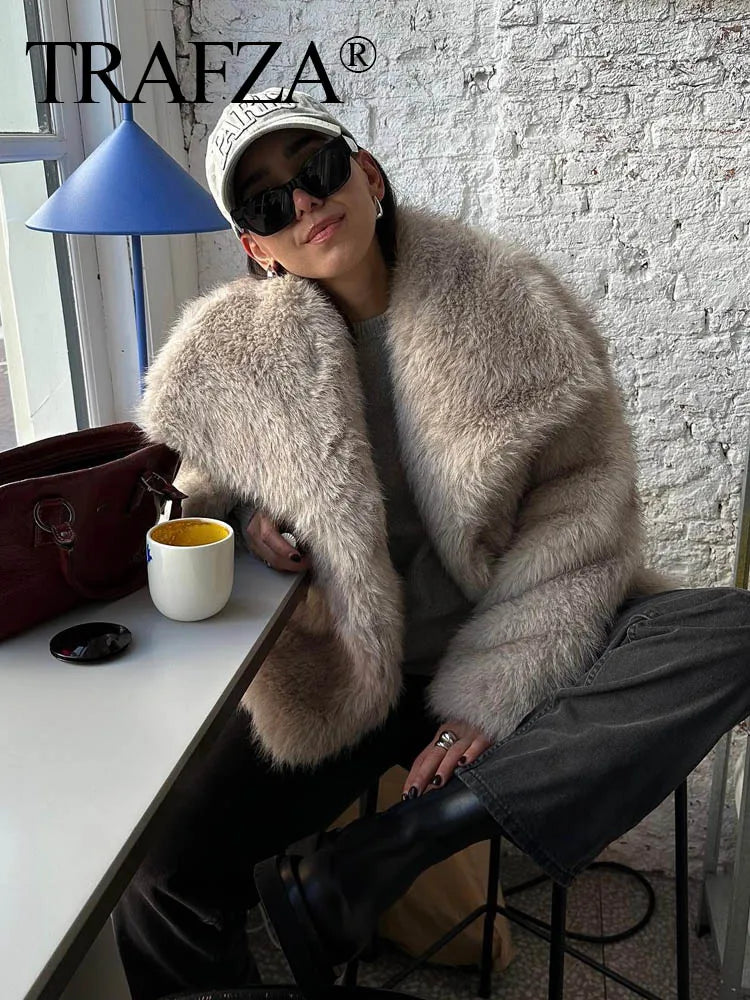 TRAFZA™ Women's Cropped Faux Fur Jacket - Aussie Home Decor