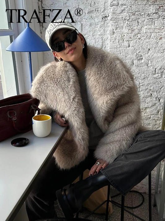 TRAFZA™ Women's Cropped Faux Fur Jacket - Aussie Home Decor